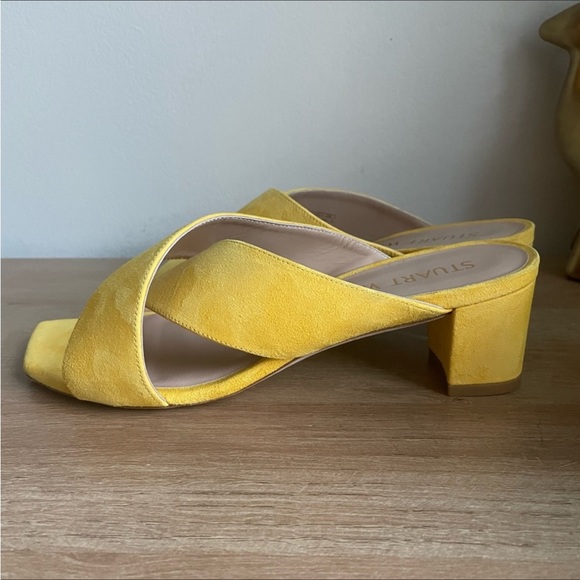 Stuart Weitzman NWOT Aletha Sunflower Yellow Suede Slide Sandals! Size 7 - Picture 2 of 8